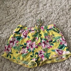 Hollister patterned shorts